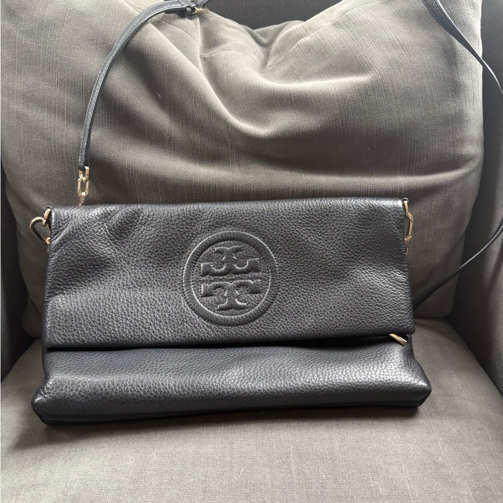 Tory Burch Black Crossbody Bag with Pebbled Leather and Gold-Tone Hardware